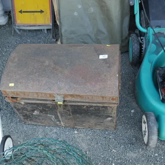 Metal trunk etc