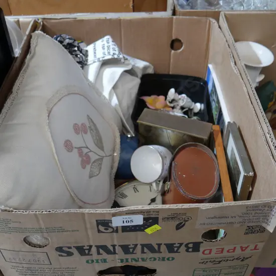 Box of sundries