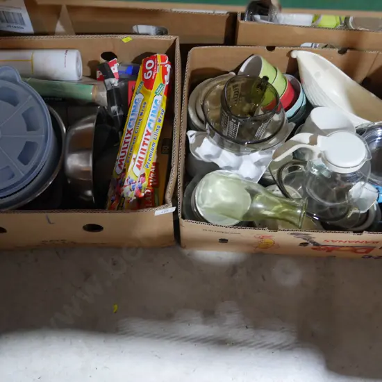 2 boxes kitchen sundries