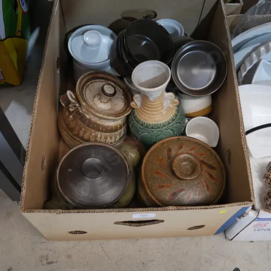 Assorted pottery