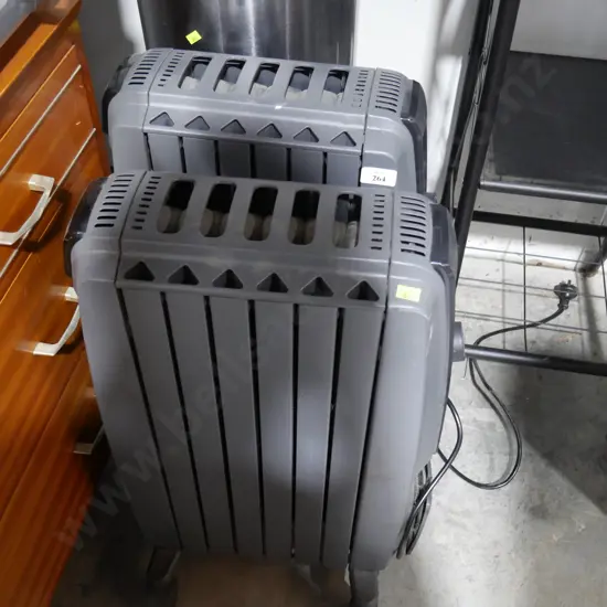 2 oil heaters