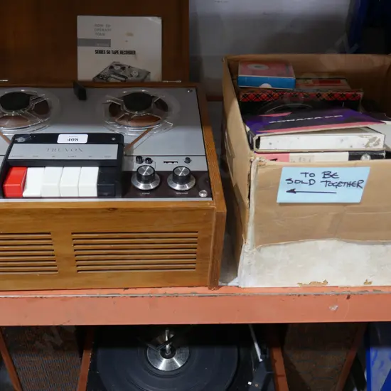 Reel to reel tape deck