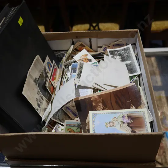 Cigarette cards & vintage photo album