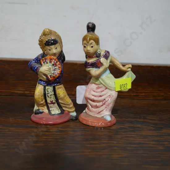 2 Oriental figurines