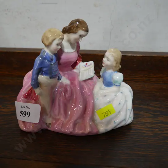 Royal Doulton figurine, the bedtime story