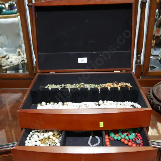 Jewelry box and contents