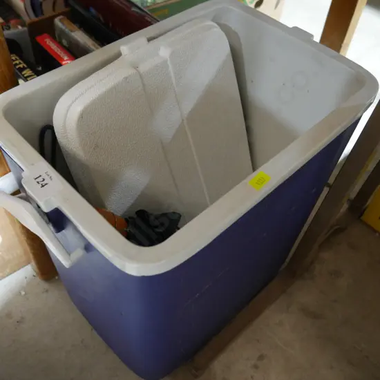 Chilly bin and contents,