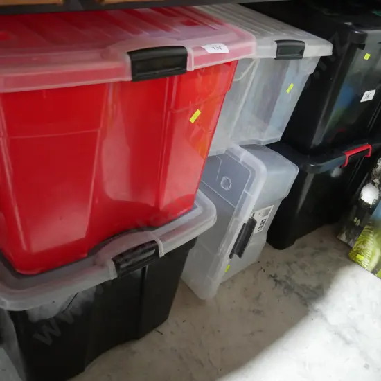 Quantity of storage bins