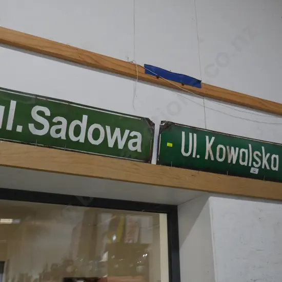 Ul. Sadowa and Ul. Kawolska signs