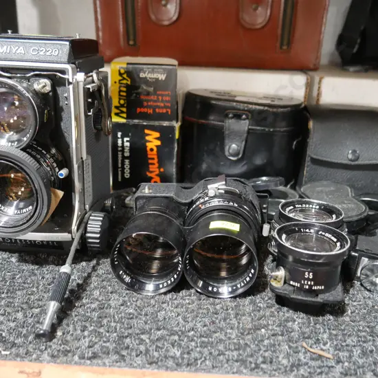 Mamiya twin lens reflex camera and accessories