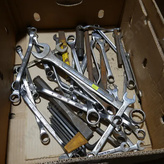 Box of spanners