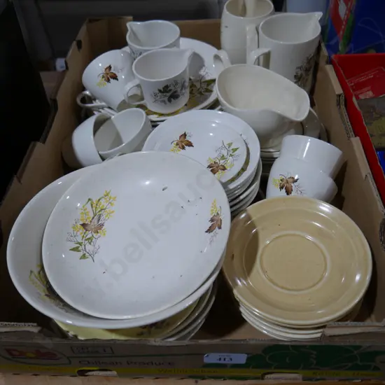 Crown Lynn dinnerware