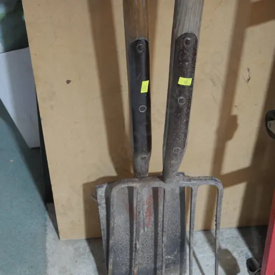 Spade and fork