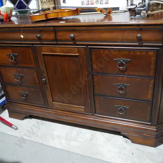Sideboard