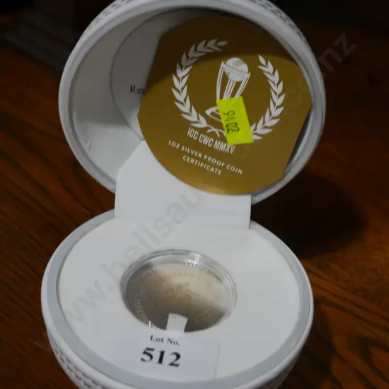 1oz Silver proof coin, cricket world cup