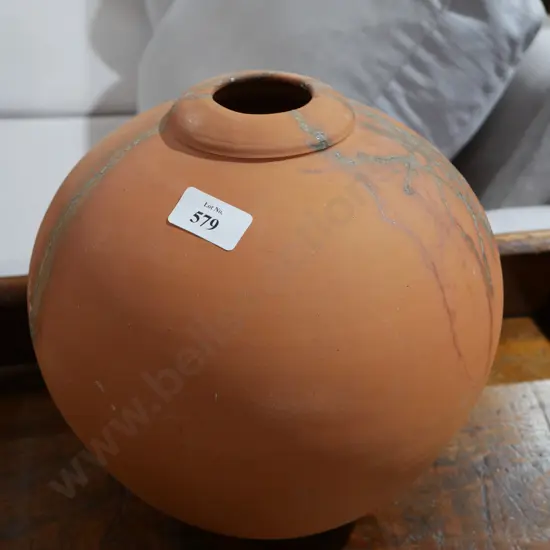 Pottery vase