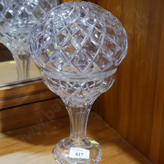 Crystal table lamp