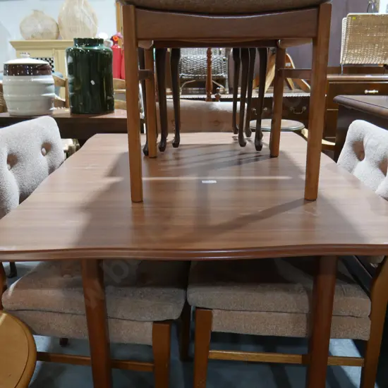 Dining table and 4 chairs