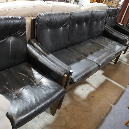 3 piece leather lounge suite