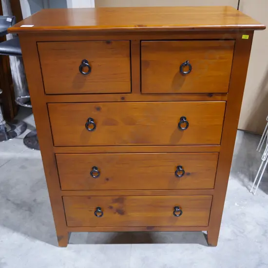 Chest of drawers