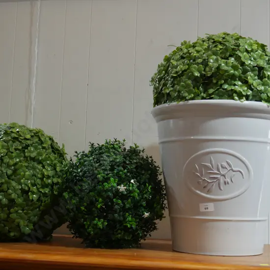 Artificial plant balls