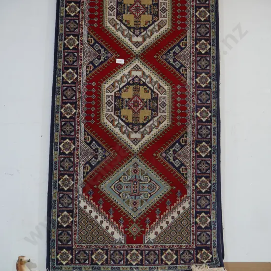 Floor runner rug