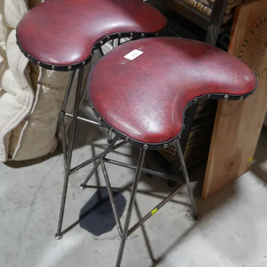 2 stools