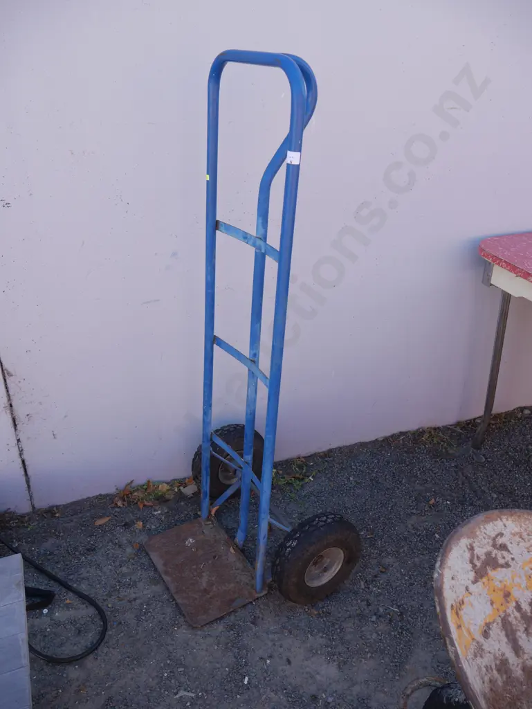 Sack Barrow Image 1++