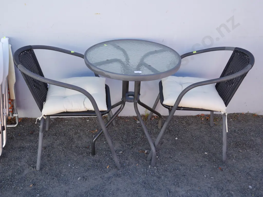 Table and chairs cafe set Image 1++