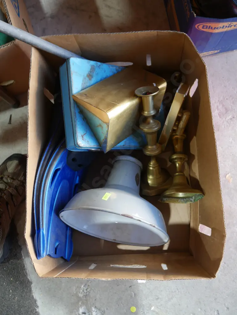 Brass candlestick holders etc Image 1++