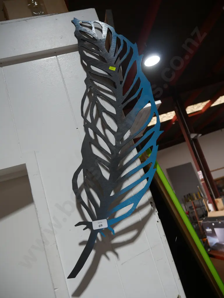 Leaf wall hanging Image 1++