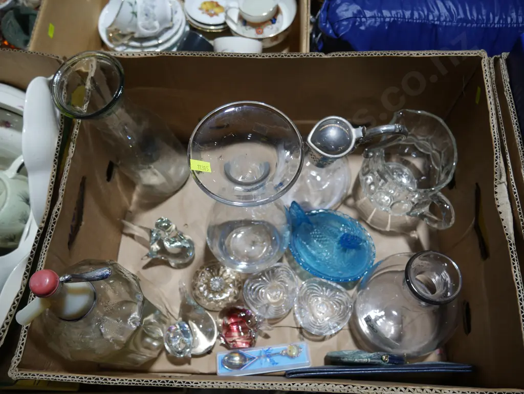 Soda bottle, glassware Image 1++