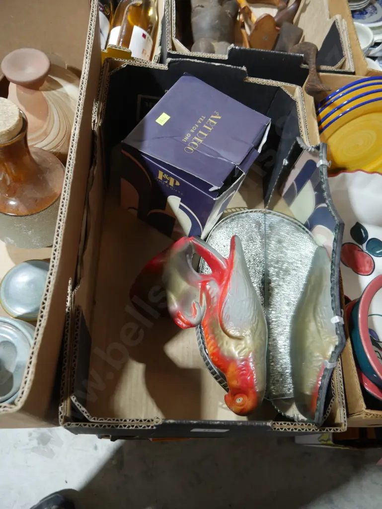 Mirror, bird, figurine Image 1++