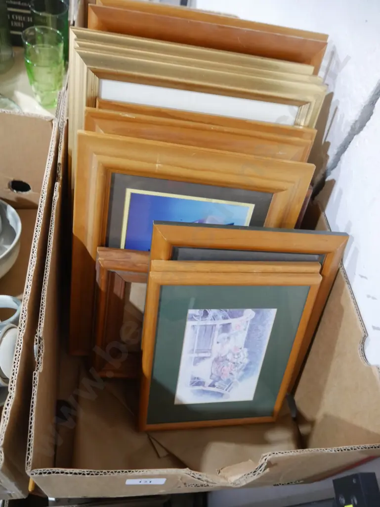 Picture frames Image 1++