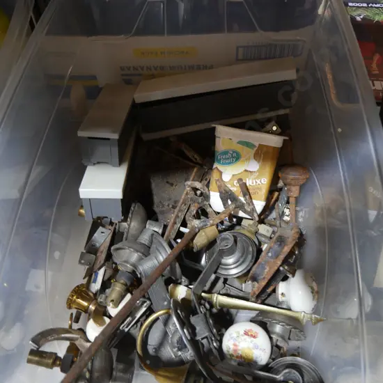 Door knobs, light fittings etc