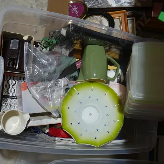 Viewmaster magazines jugs etc