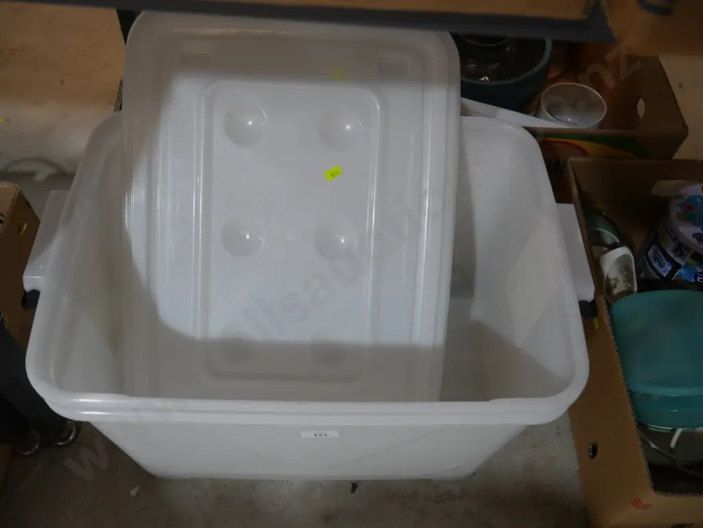 Storage containers Image 1++