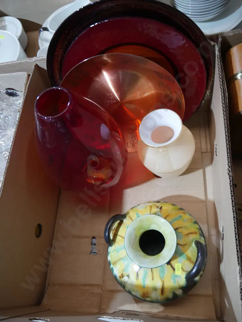 Trays, vases Image 1++