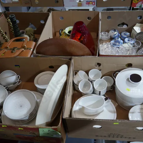 Two boxes Royal Doulton dinner set - morning star