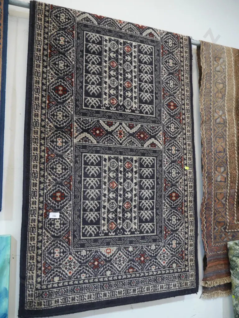 Hall runner Image 1++