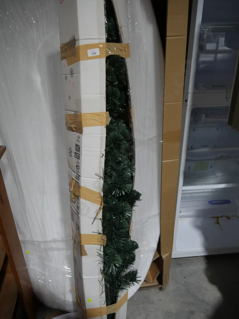 Christmas tree Image 1++