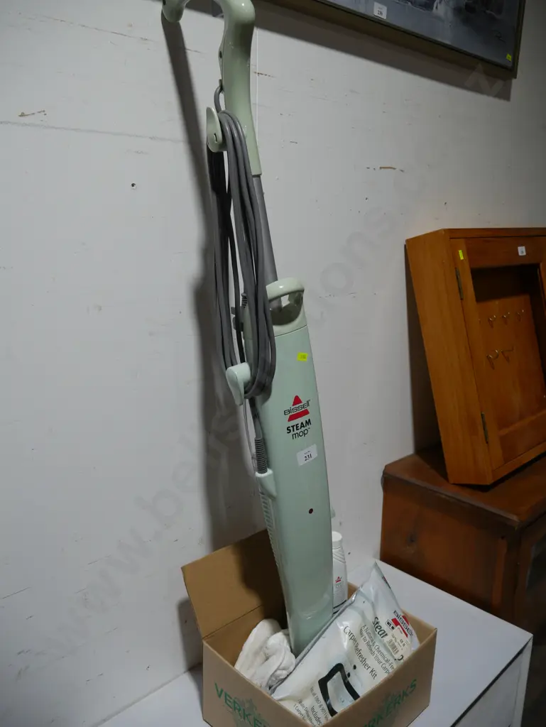 Bissell steam mop Image 1++