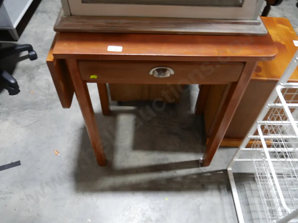 Sewing table dropside Image 1++