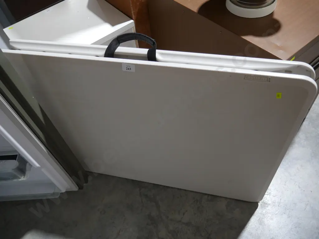 Trestle table Image 1++