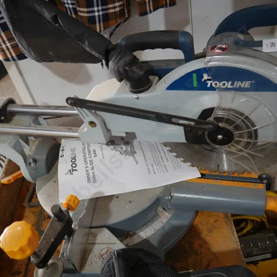 250 mm compound mitre saw