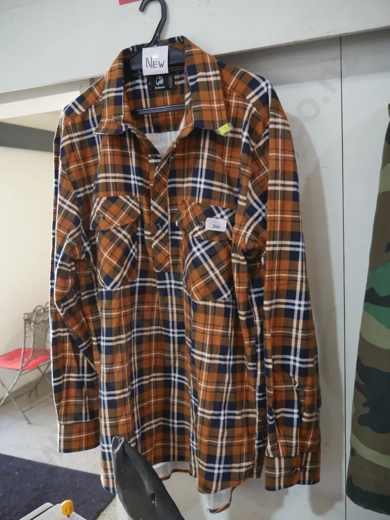 Swanndri shirt xl Image 1++