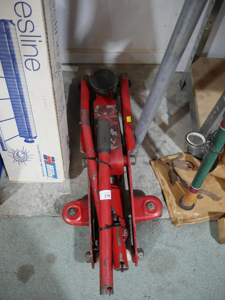 Trolley jack Image 1++