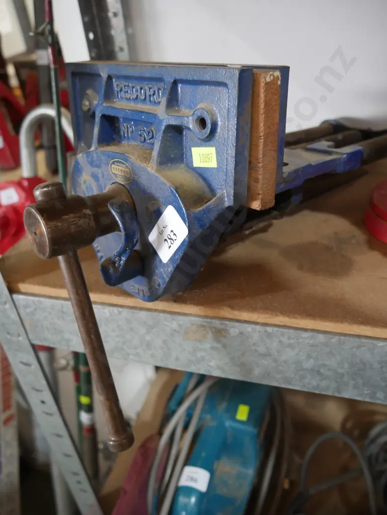 Blue record vice Image 1++