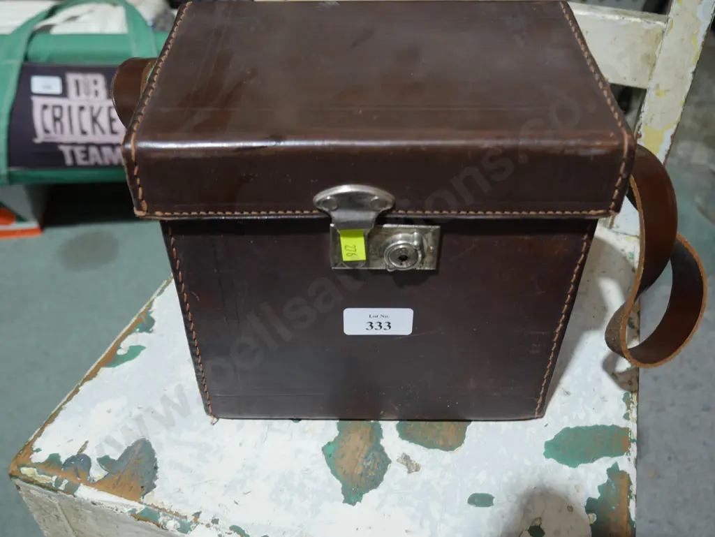 Leather case Image 1++