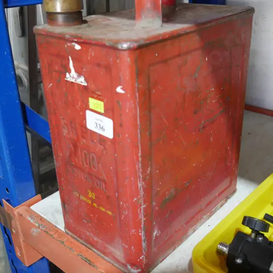 Shell petrol can